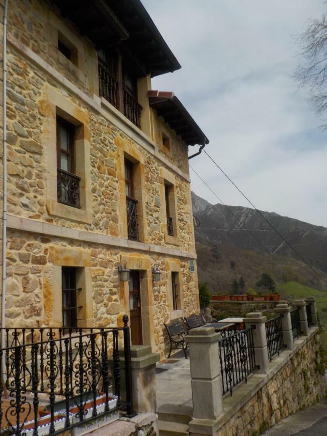 Apartamentos Rurales La Husteriza Ruenes Exteriér fotografie